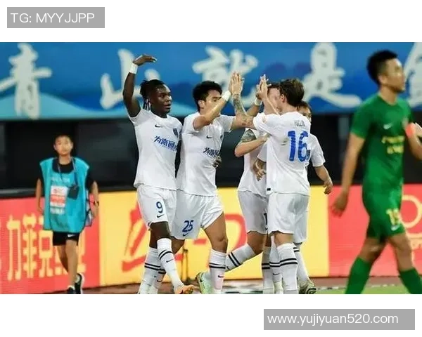 杭州羽毛球队在世锦赛积分榜上以82分领先其他队伍展现强劲实力